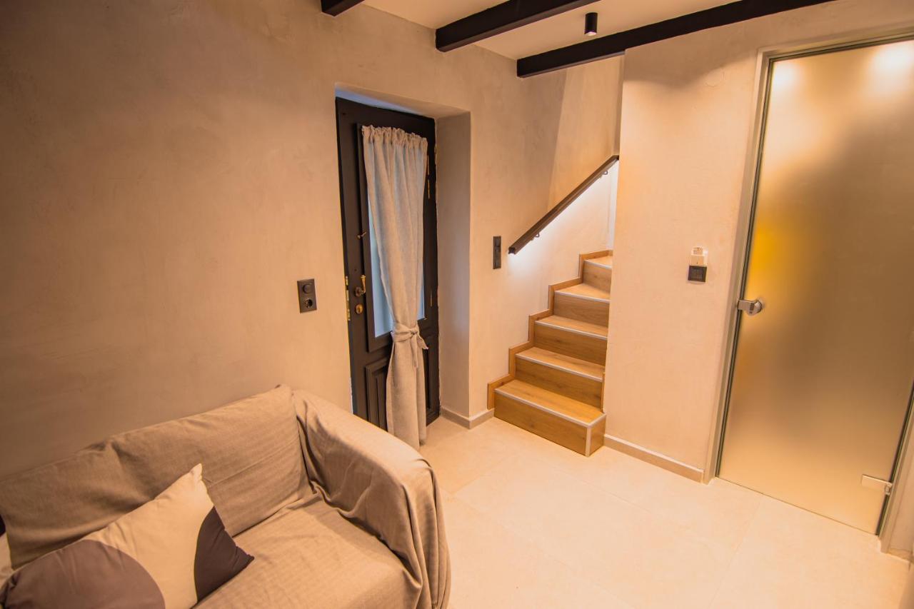 The Rooster'S House Apartment Spilion Exterior photo